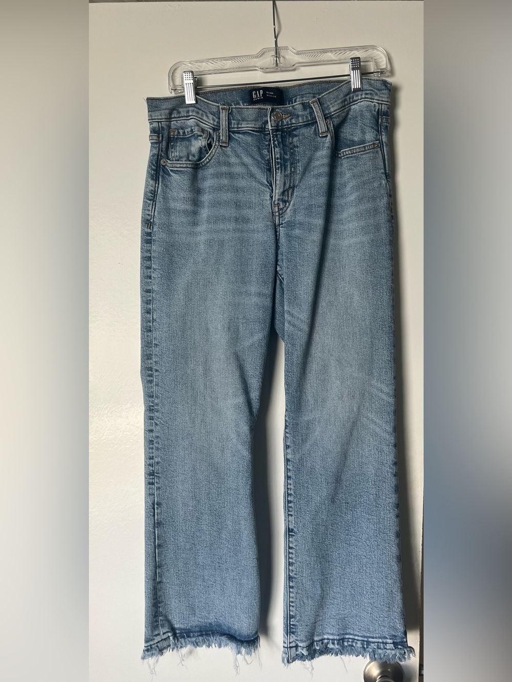 GAP Women's Kick Fit Medium-Rise Light Blue Jeans